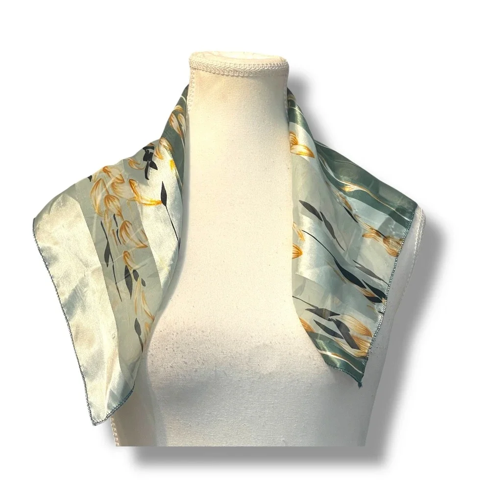 Vintage Floral Scarf Womens Accessory Green‎ Gold Black Lightweight